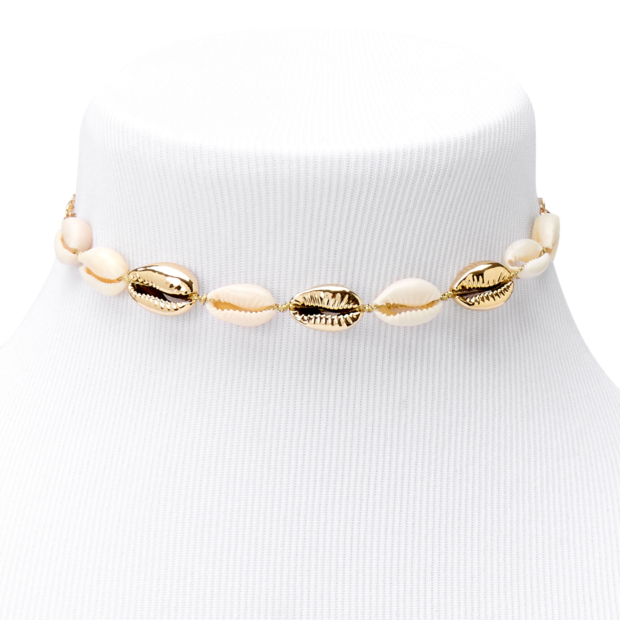 Shell necklace cheap at claire's