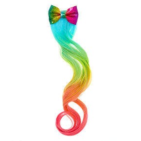 Barrette &agrave; clip avec cheveux synth&eacute;tiques arc-en-ciel du Club&nbsp;Claire&#39;s,