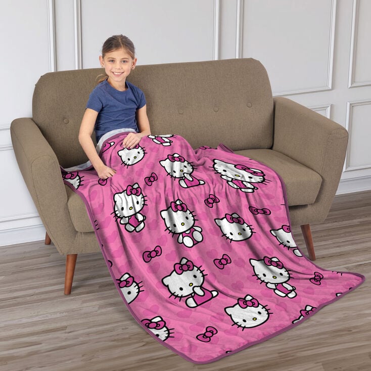 Hello Kitty&reg; I Love Pink Silk Touch Sherpa Throw &#40;ds&#41;,
