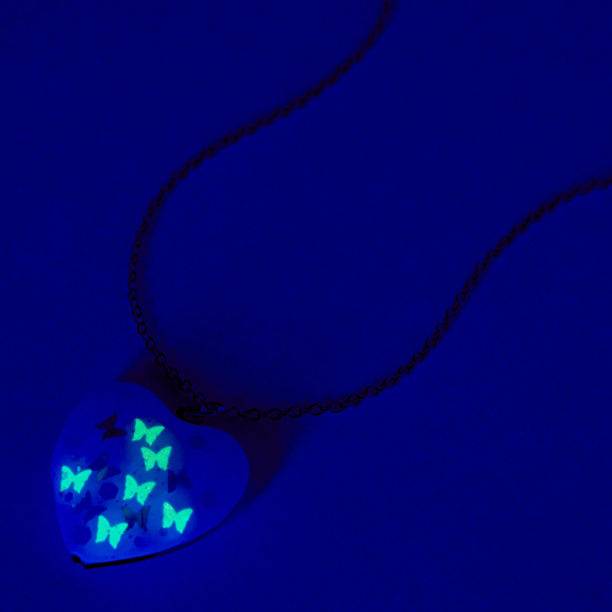 Glitter Ombré Heart Locket Necklace,