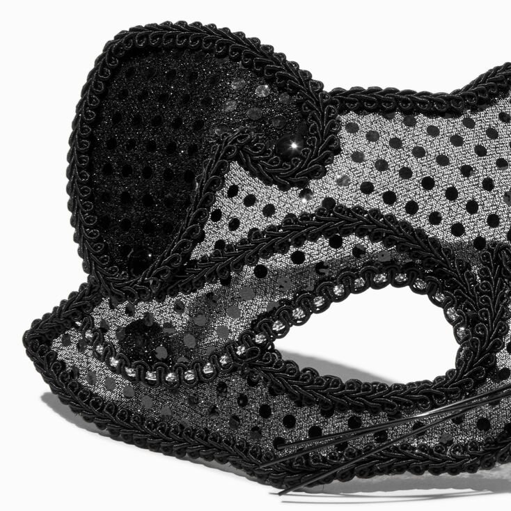 Masque de chat noir en dentelle,