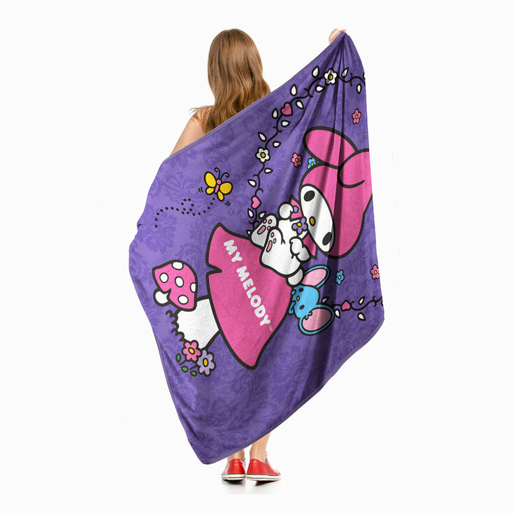 My Melody&trade; Lavender Petals Micro Raschel Throw &#40;ds&#41;,