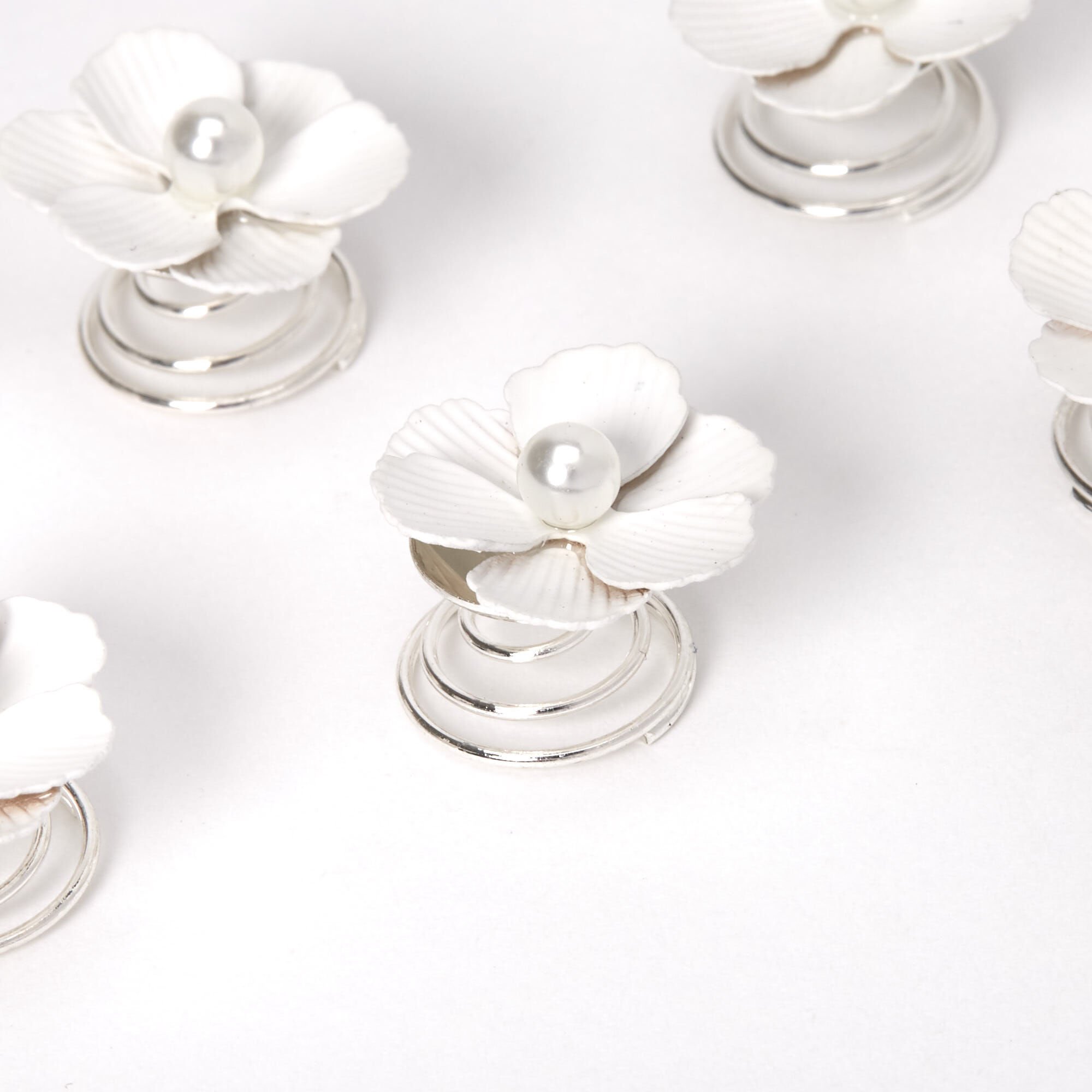 Poppy Flowers Hair Spinners - White, 6 Pack,