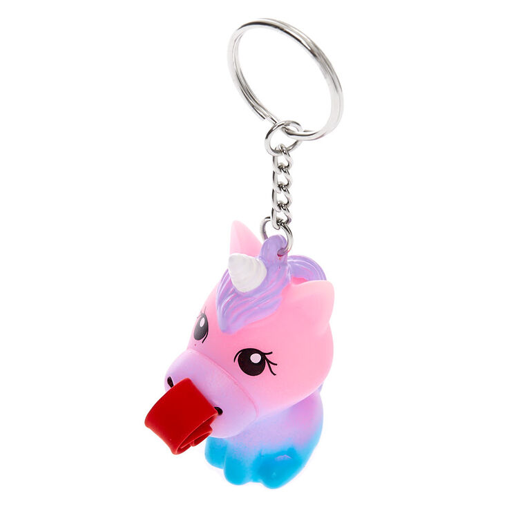 Porte-cl&eacute;s licorne qui tire la langue arc-en-ciel,