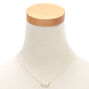 Collier &agrave; pendentif symbole de l&rsquo;infini couleur argent&eacute;,
