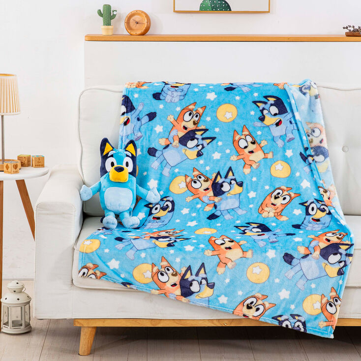 Bluey Hugger Pillow &amp; Silk Touch Throw Set,