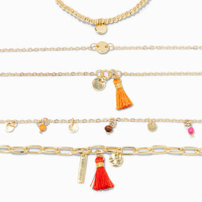 Bracelets de cha&icirc;ne perl&eacute;s couleur dor&eacute;e et pompon orange- Lot de 5,