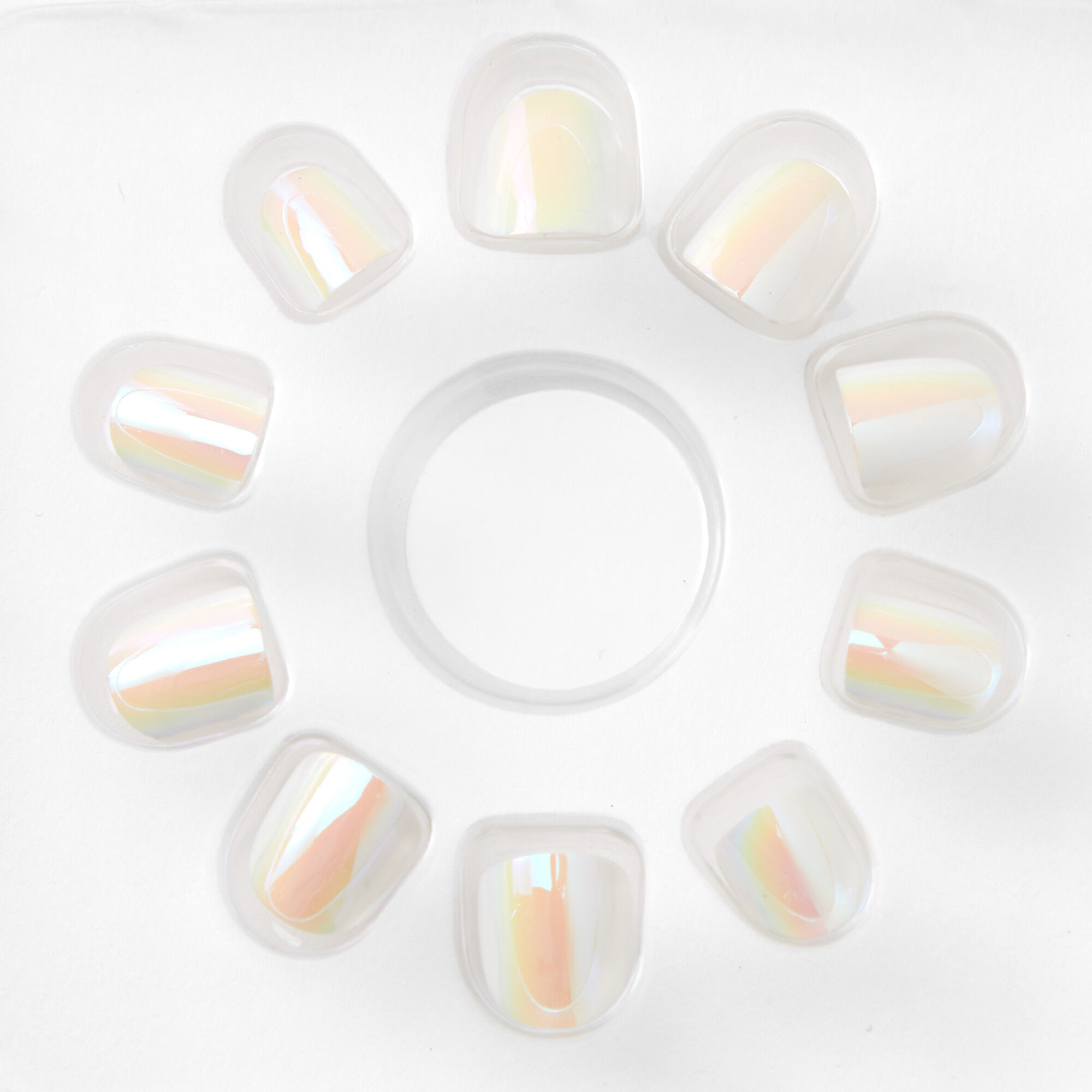 Claire's Faux ongles vegan autocollants carrés holographiques blancs Claire's Club - Lot de 10