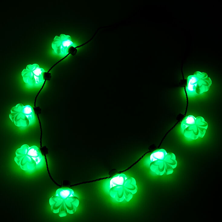St. Patrick&#39;s Day Shamrock Light-Up Necklace,