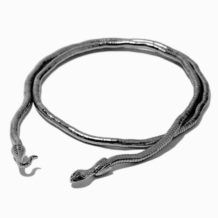 Collier enroul&eacute; serpent couleur argent&eacute;e,