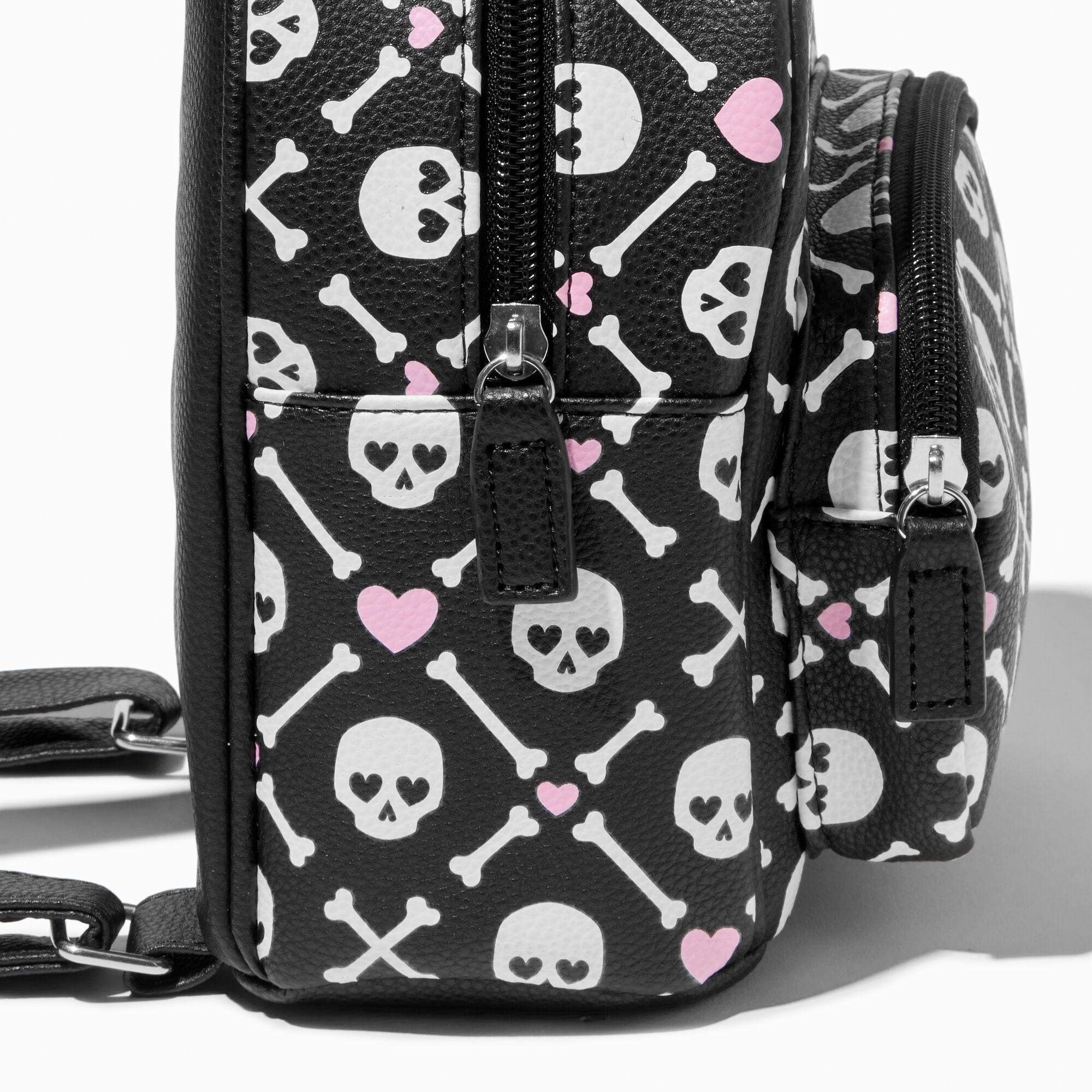 Betsey johnson skull backpack best sale