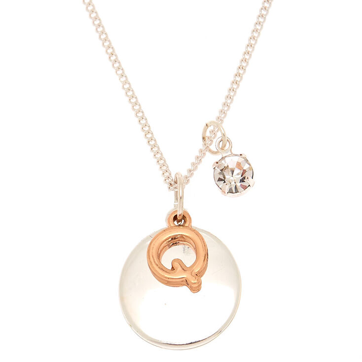 Claire's Collier à pendentif breloque à initiale Q en métaux mixtes