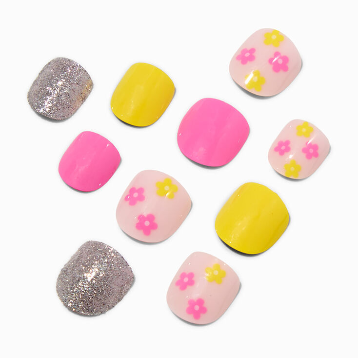 Claire&#39;s Club Floral Press On Vegan Faux Nail Set - 10 Pack,