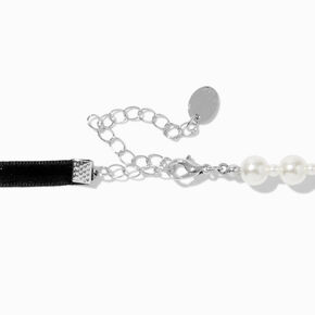 Pearl &amp; Black Velvet Bow Choker Necklace ,