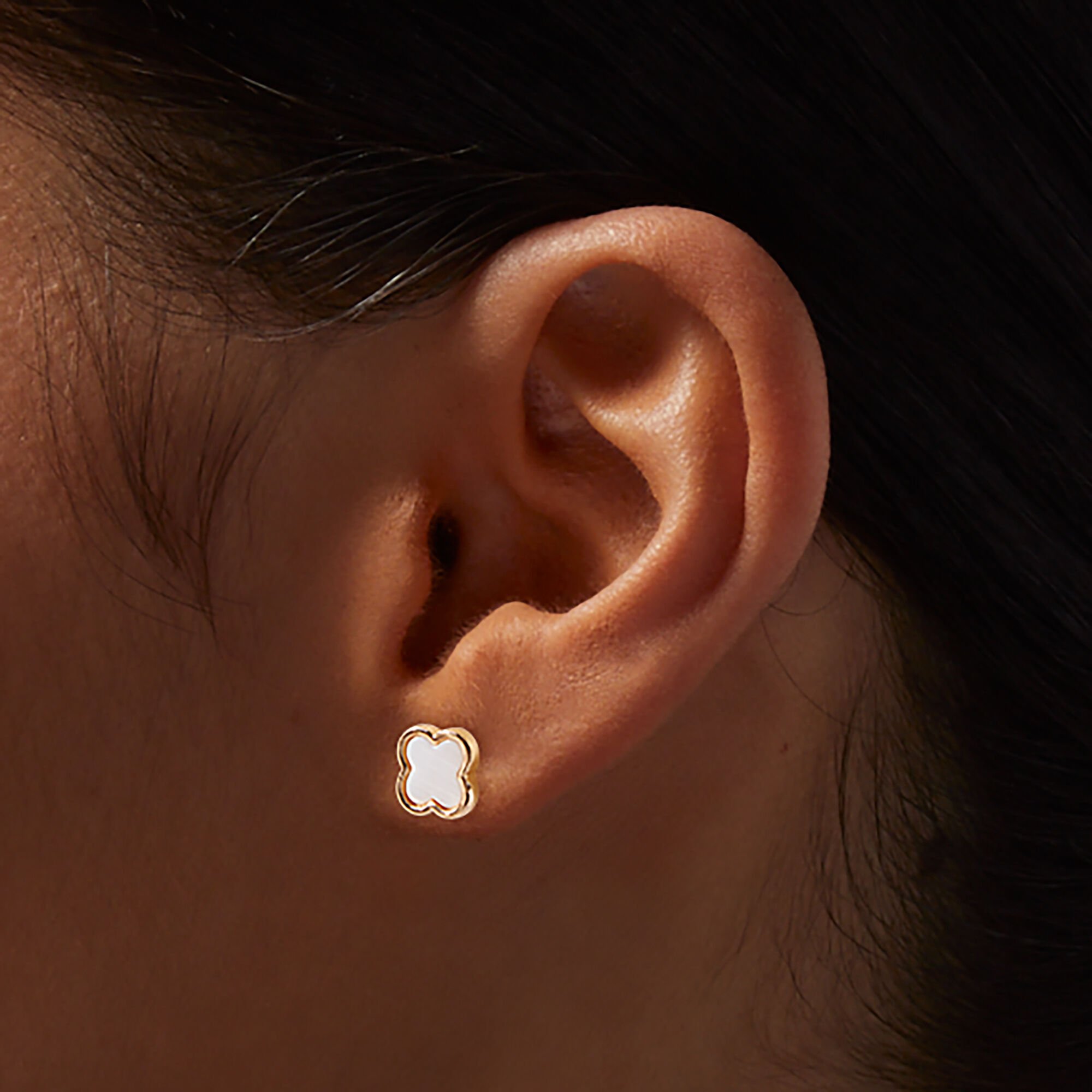 Gold-tone White Clover Shell Stud Earrings,