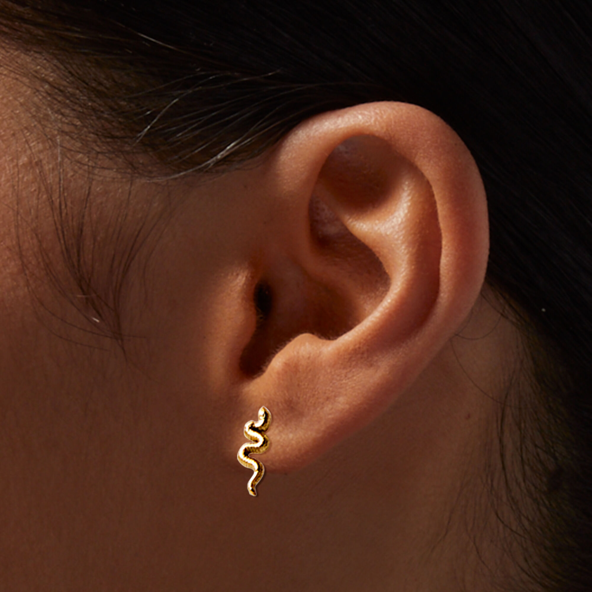 Snake tragus jewelry top