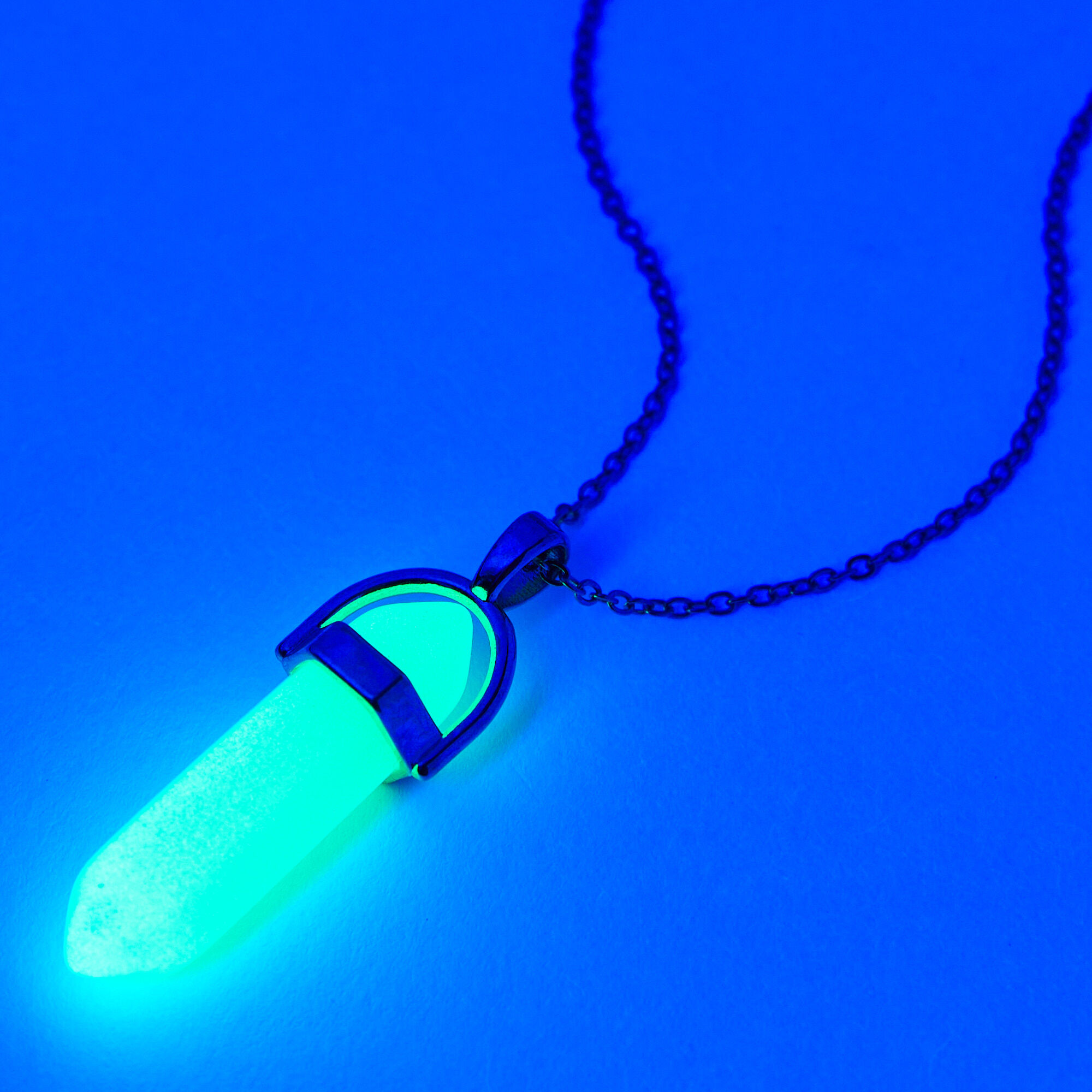 Blue glow stick necklaces new arrivals