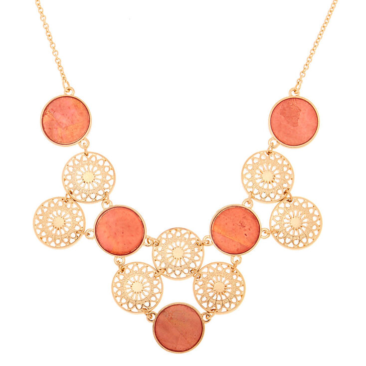 Claire's Collier volumineux à motif disque en filigrane corail et couleur doré