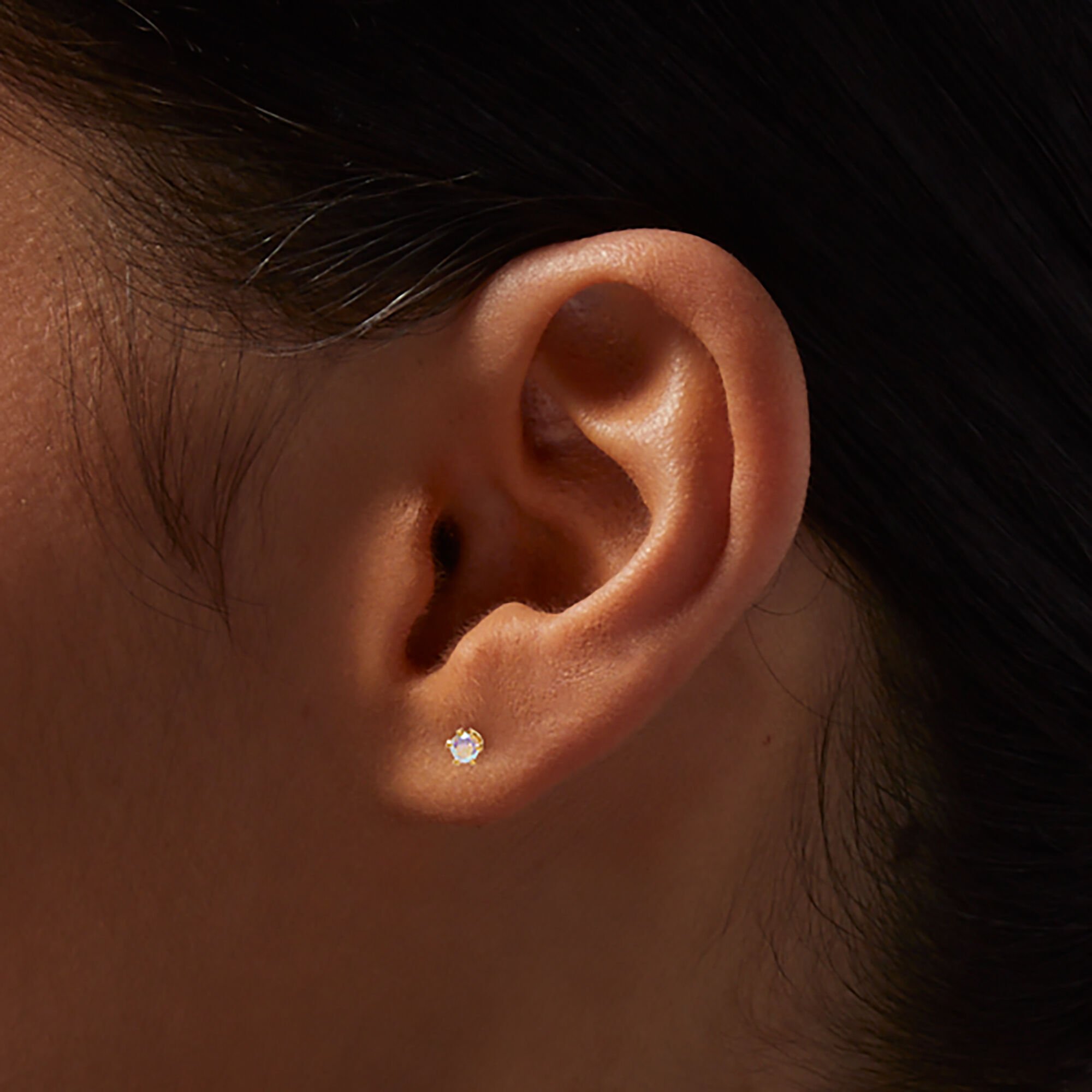 18k Gold Plated 3mm Iridescent Stud Earrings,