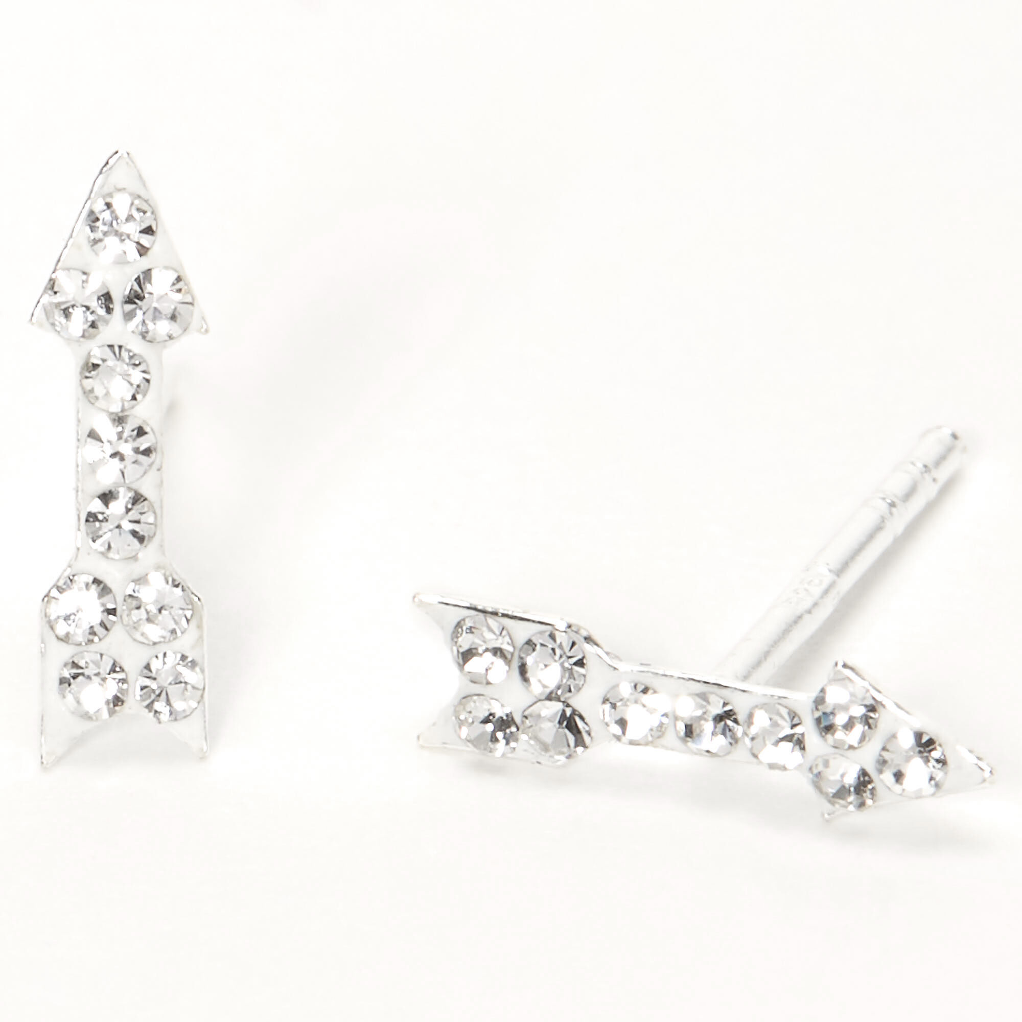 Arrow outlet stud earrings