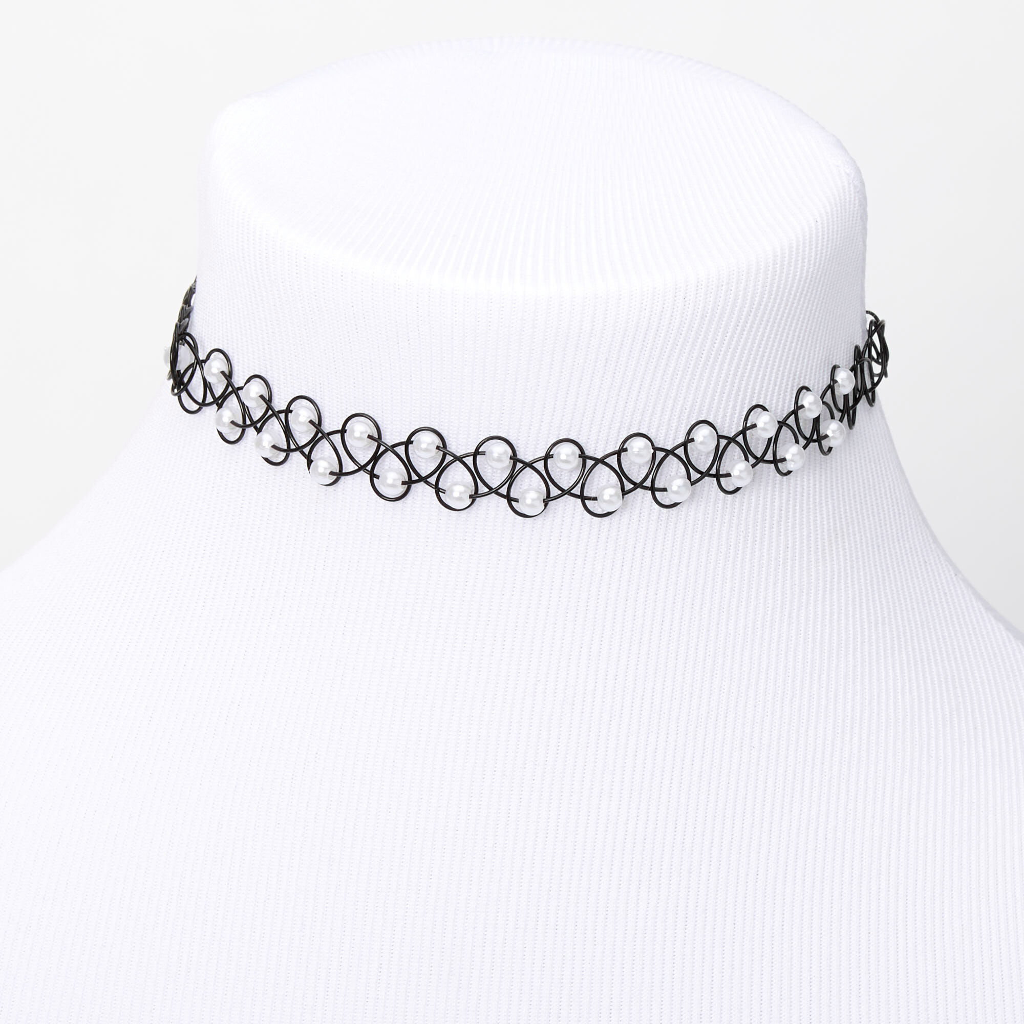Pearl choker claire's top