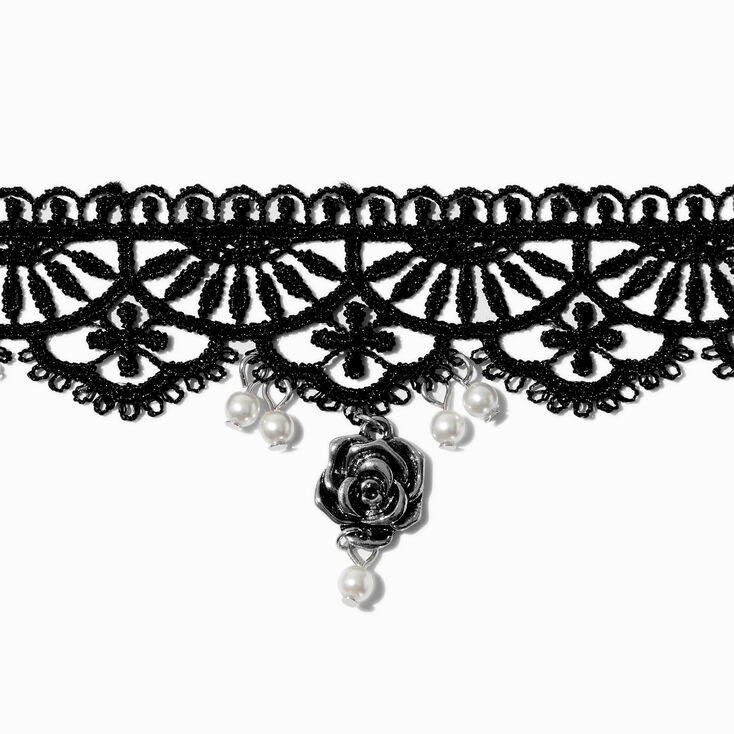 Ras-de-cou rose dentelle noire,