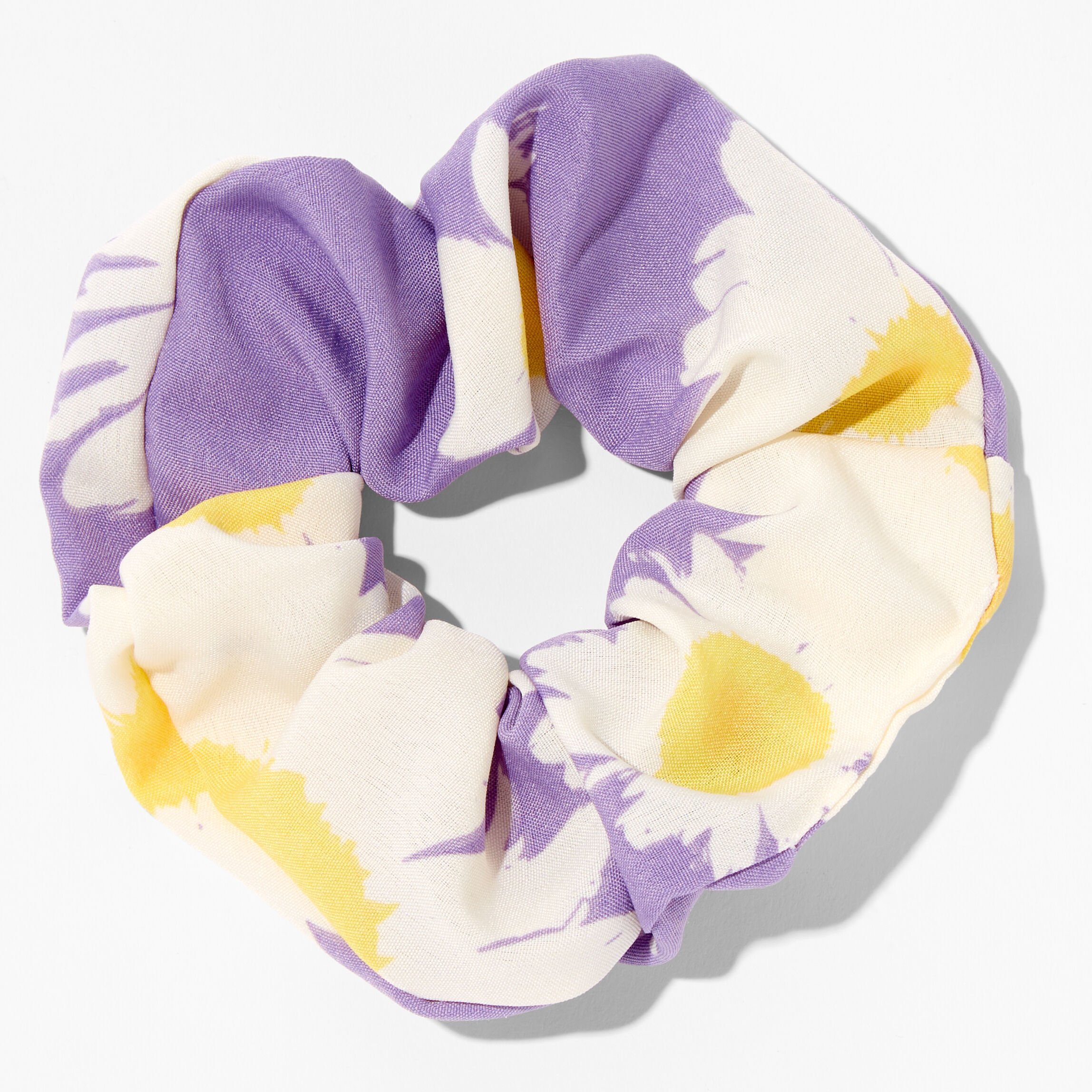Small Lavender Daisy Scrunchie,