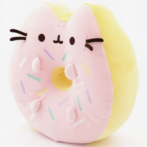 Pusheen&reg; Donut Plush Toy &ndash; Pink,