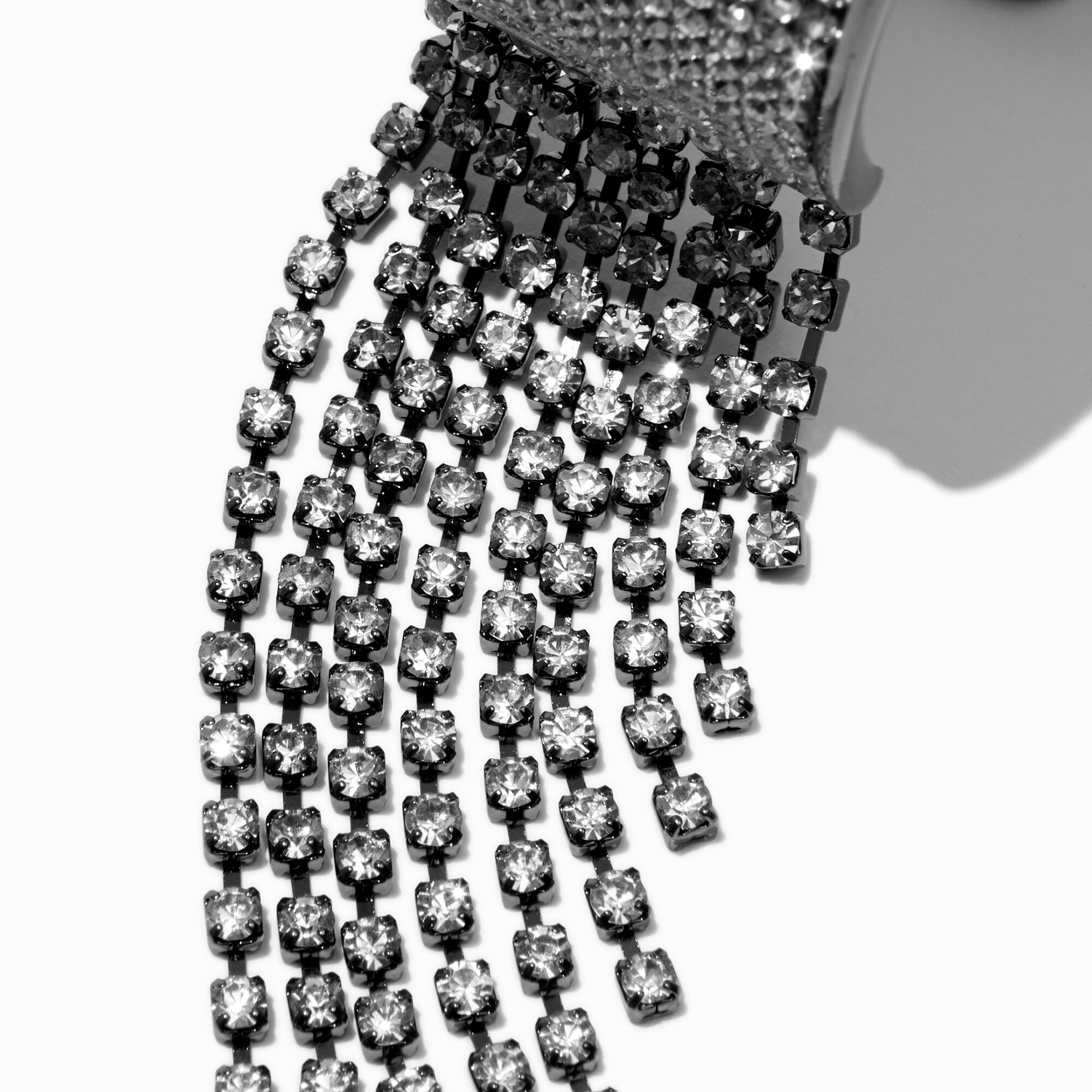 Bracelet manchette à pompon strass couleur hématite,