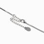 Collier de cha&icirc;ne &agrave; maillons carr&eacute;s couleur argent&eacute;e,