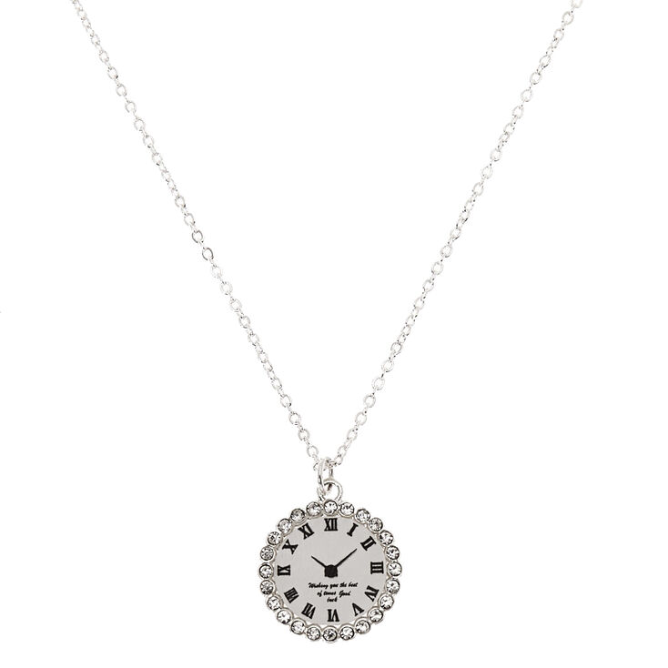 Claire's Collier à pendentif en forme d’horloge couleur argenté