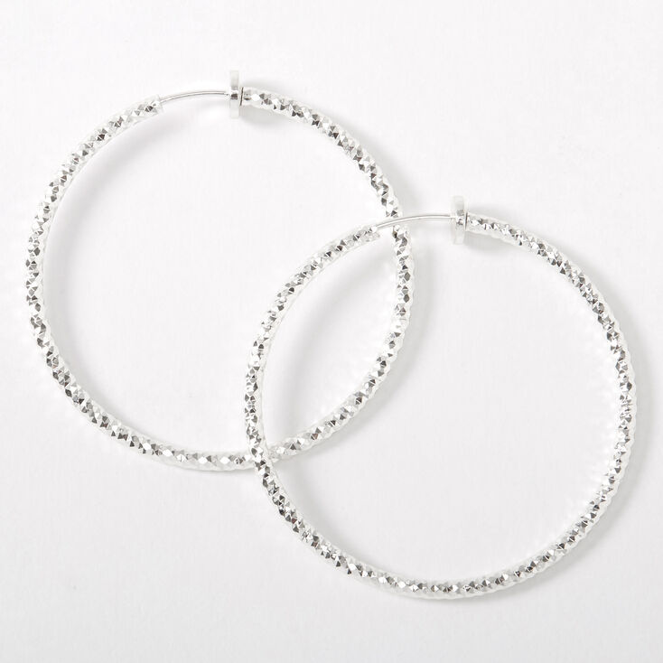 Claire's Créoles à clip à ressort découpe laser 40 mm couleur argentée