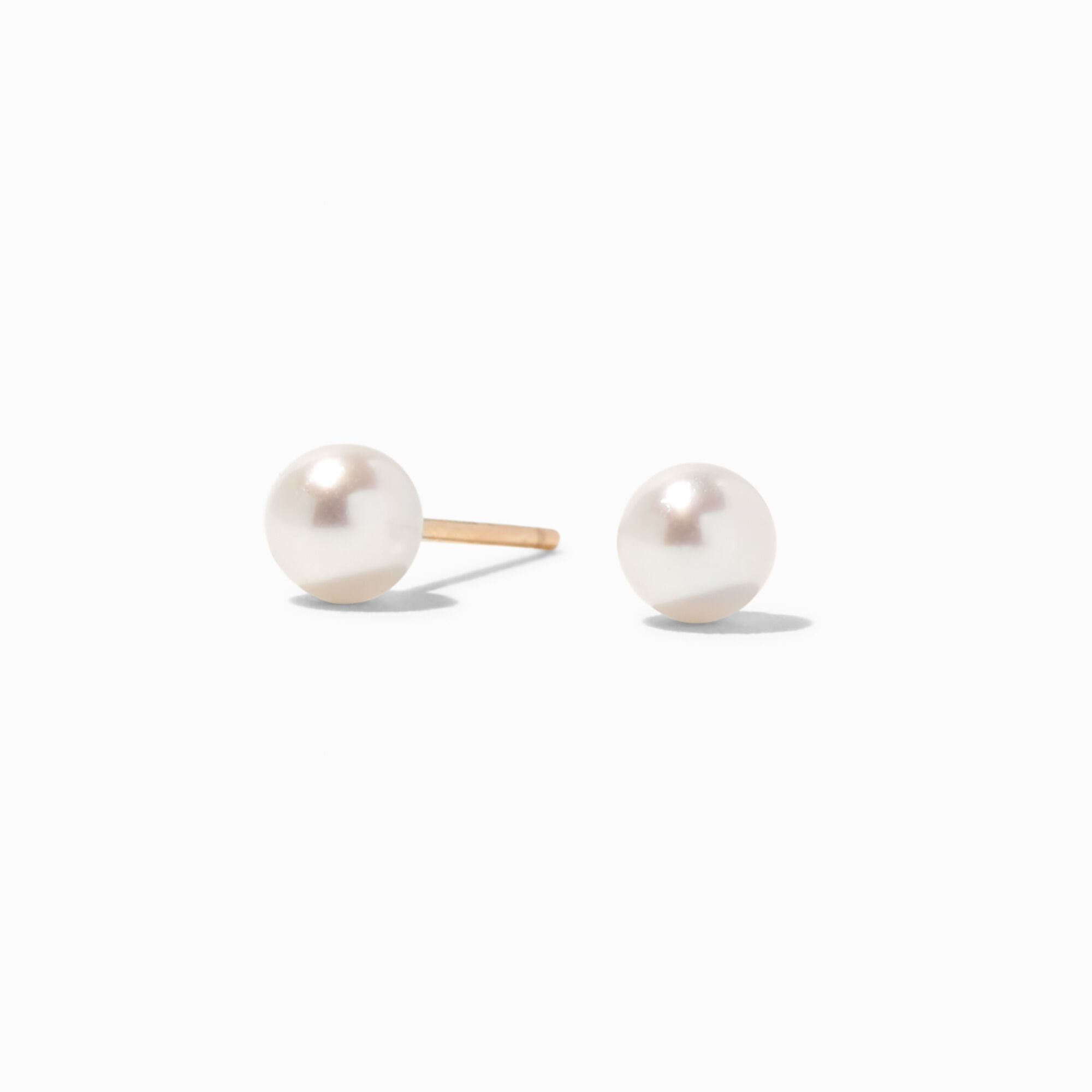 C LUXE by Claire s 14k Gold 4MM Freshwater Pearl Stud Earrings