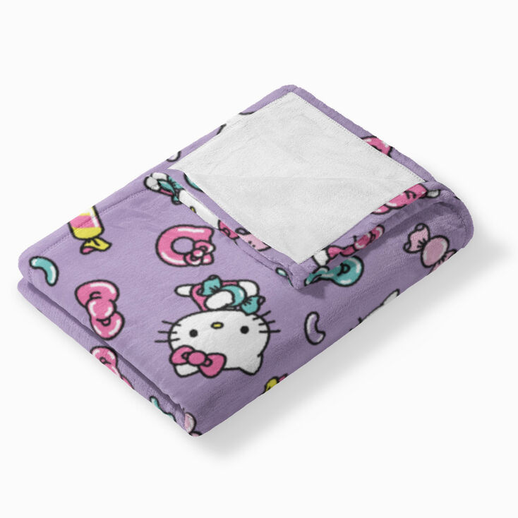 Hello Kitty&reg; Candy Cute Silk Touch Throw &#40;ds&#41;,