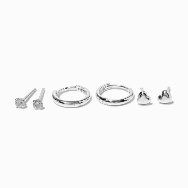 Cr&eacute;oles &agrave; charni&egrave;re 8&nbsp;mm et c&oelig;urs, clou rond 2&nbsp;mm en zircon cubique couleur argent&eacute;e C&nbsp;LUXE by Claire&rsquo;s - Lot de 3,