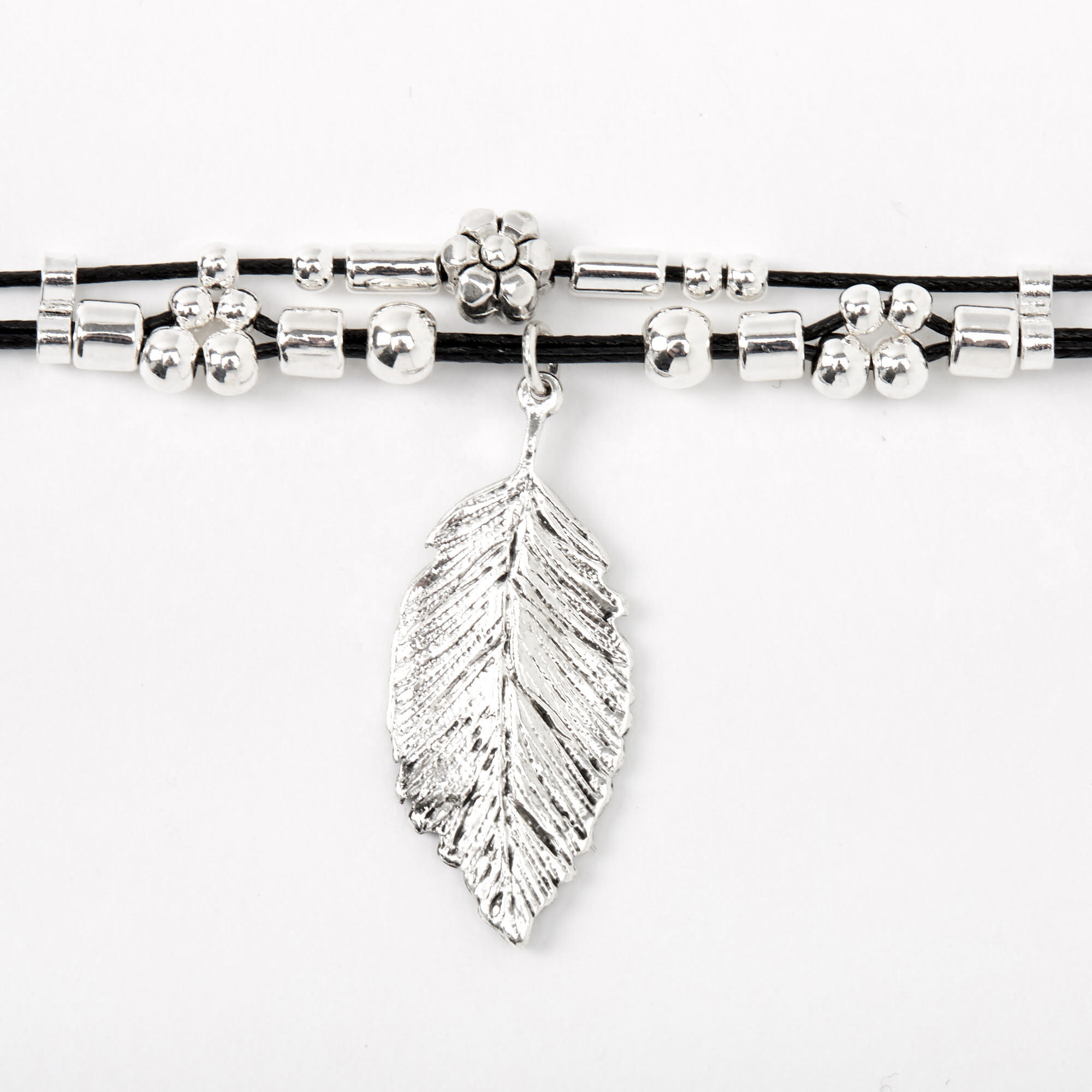 Leaf Charm Cord Choker Necklace - Black,