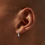 Boucles d&rsquo;oreilles huggies avec strass 10&nbsp;mm en titane couleur argent&eacute;e - Collection C Luxe,