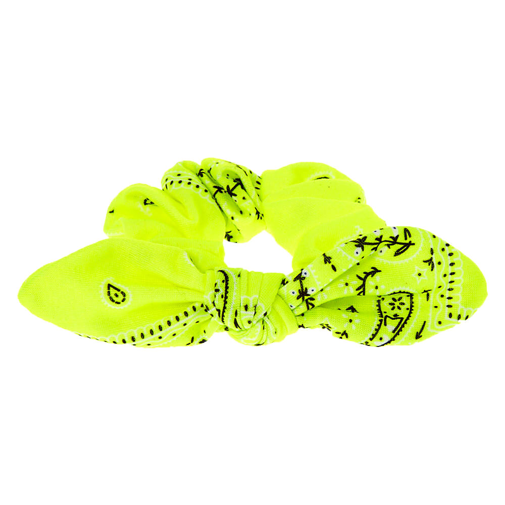 neon yellow track spikes