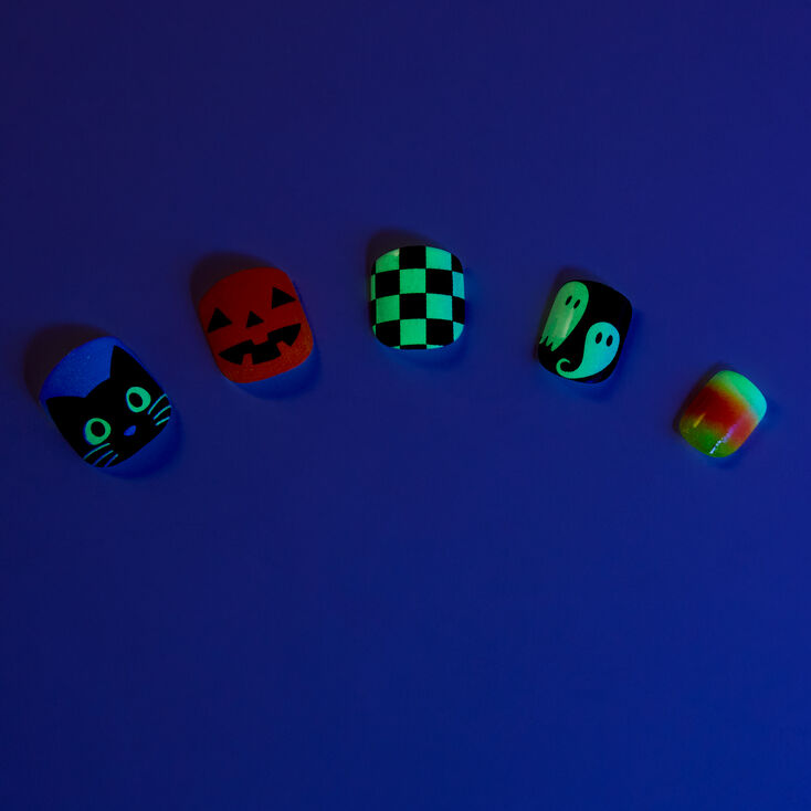 Halloween Glow in the Dark Square Press On Faux Nail Set -  24 Pack,