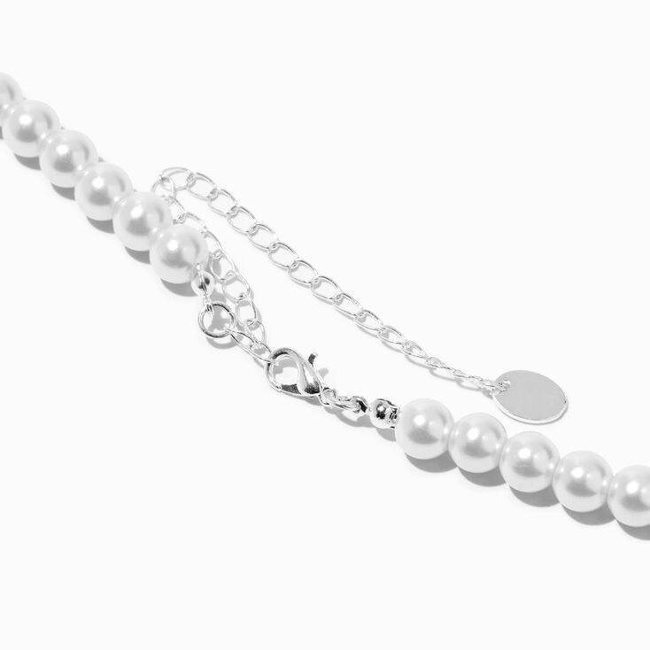 Collier en perles d&#39;imitation blanches,