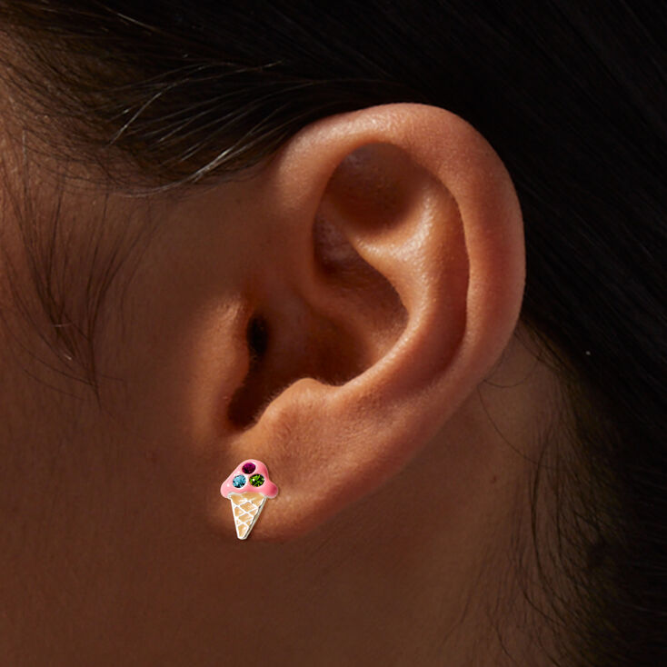 Clous d&rsquo;oreilles cornet de glace en strass couleur argent&eacute;e,