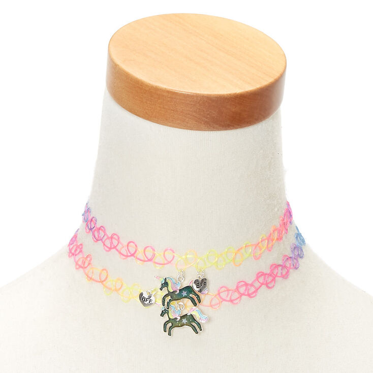 Claire's Lot de 2 ras-de-cou effet tatouage licorne d’humeur arc-en-ciel best friends