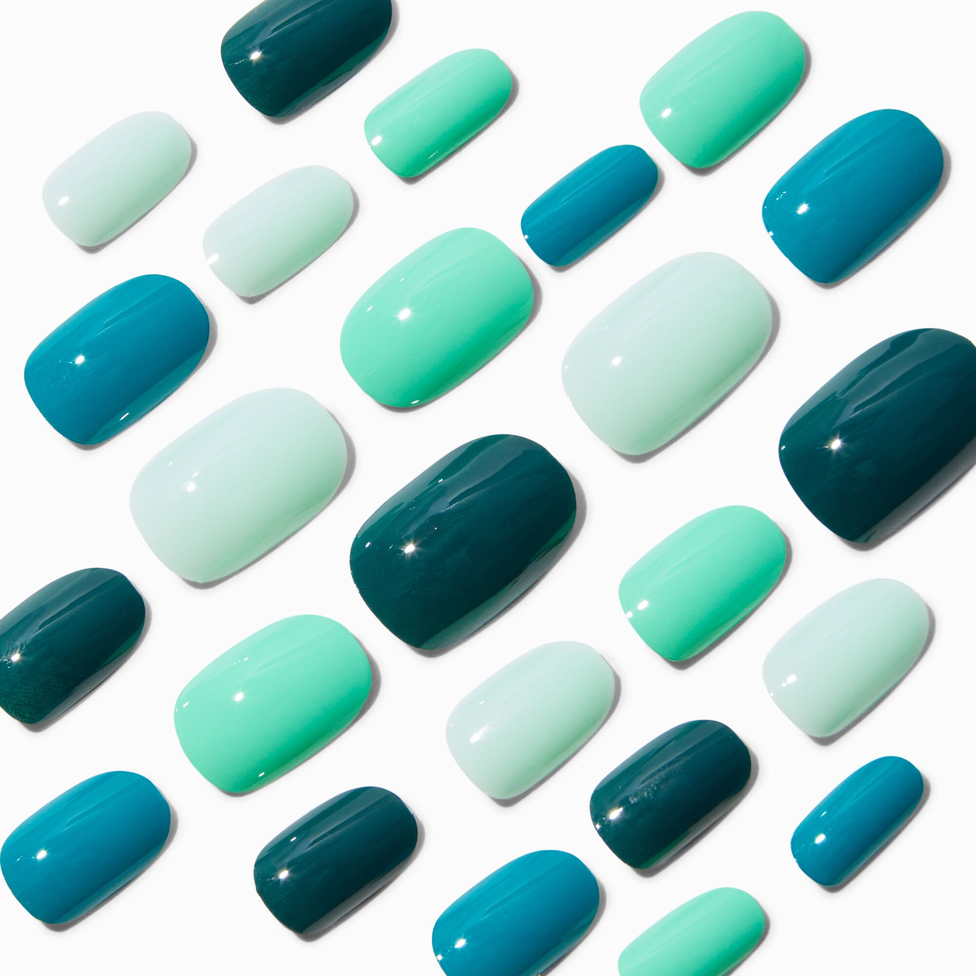 Monochromatic Blue Oval Vegan Faux Nail Set - 24 Pack,