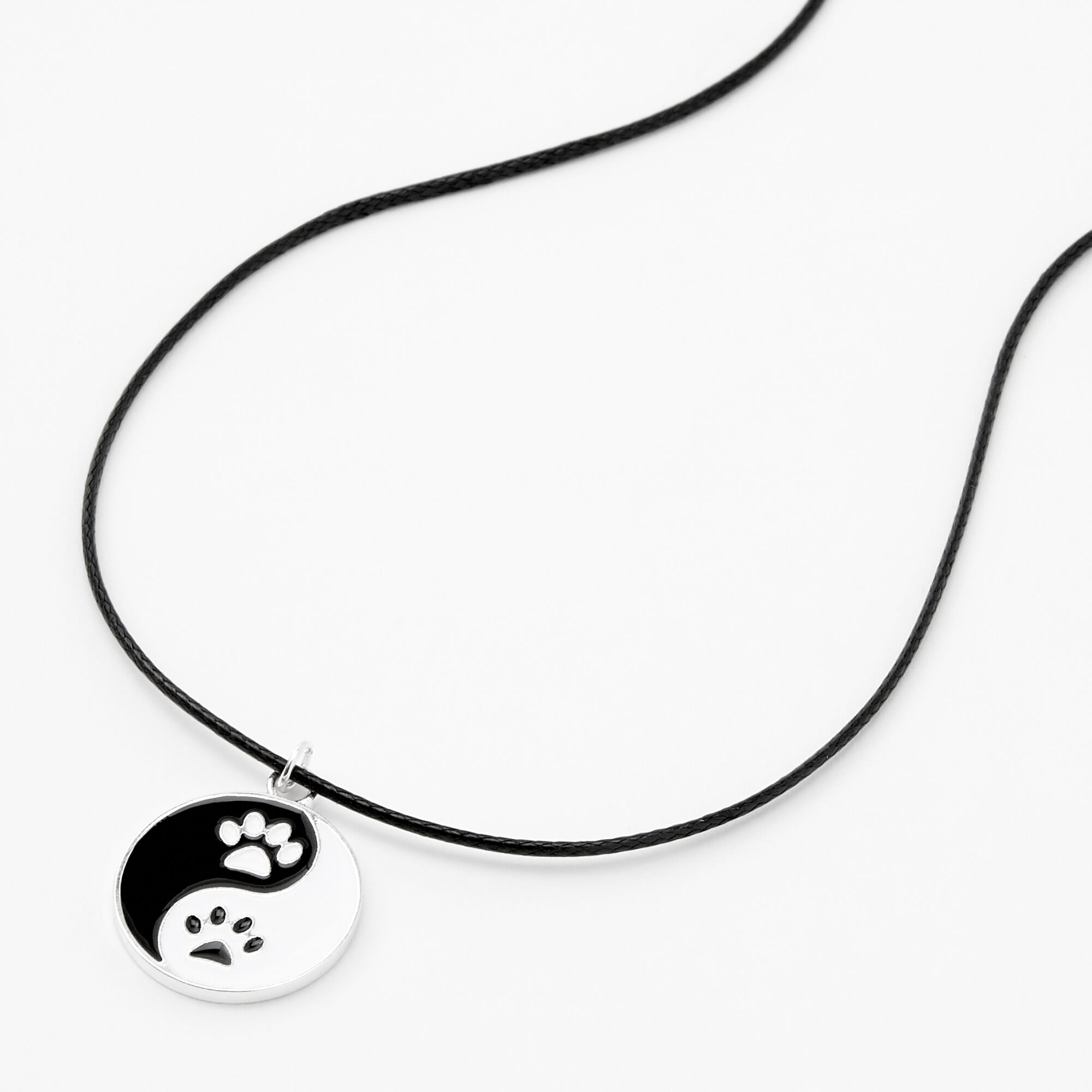 Yin yang necklace claire's hotsell