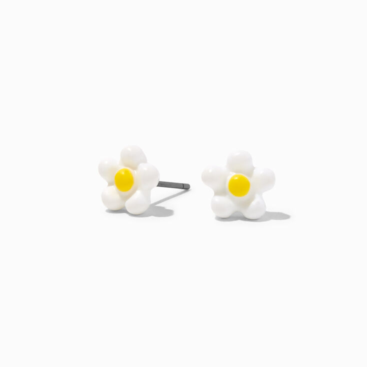 White Daisy Stud Earrings,