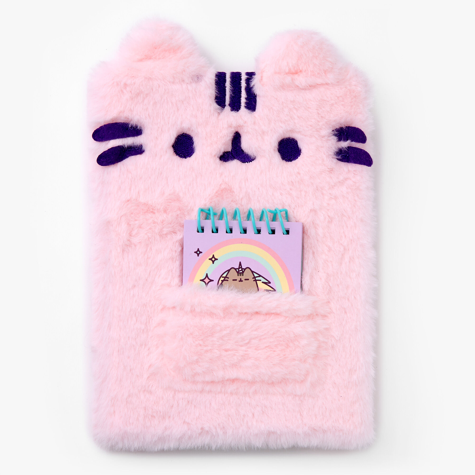 fluffy pusheen