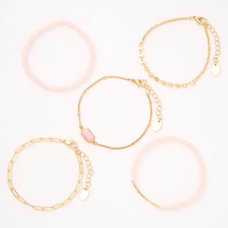 Lot de bracelets perl&eacute;s couleur dor&eacute;e et roses - Lot de 5,