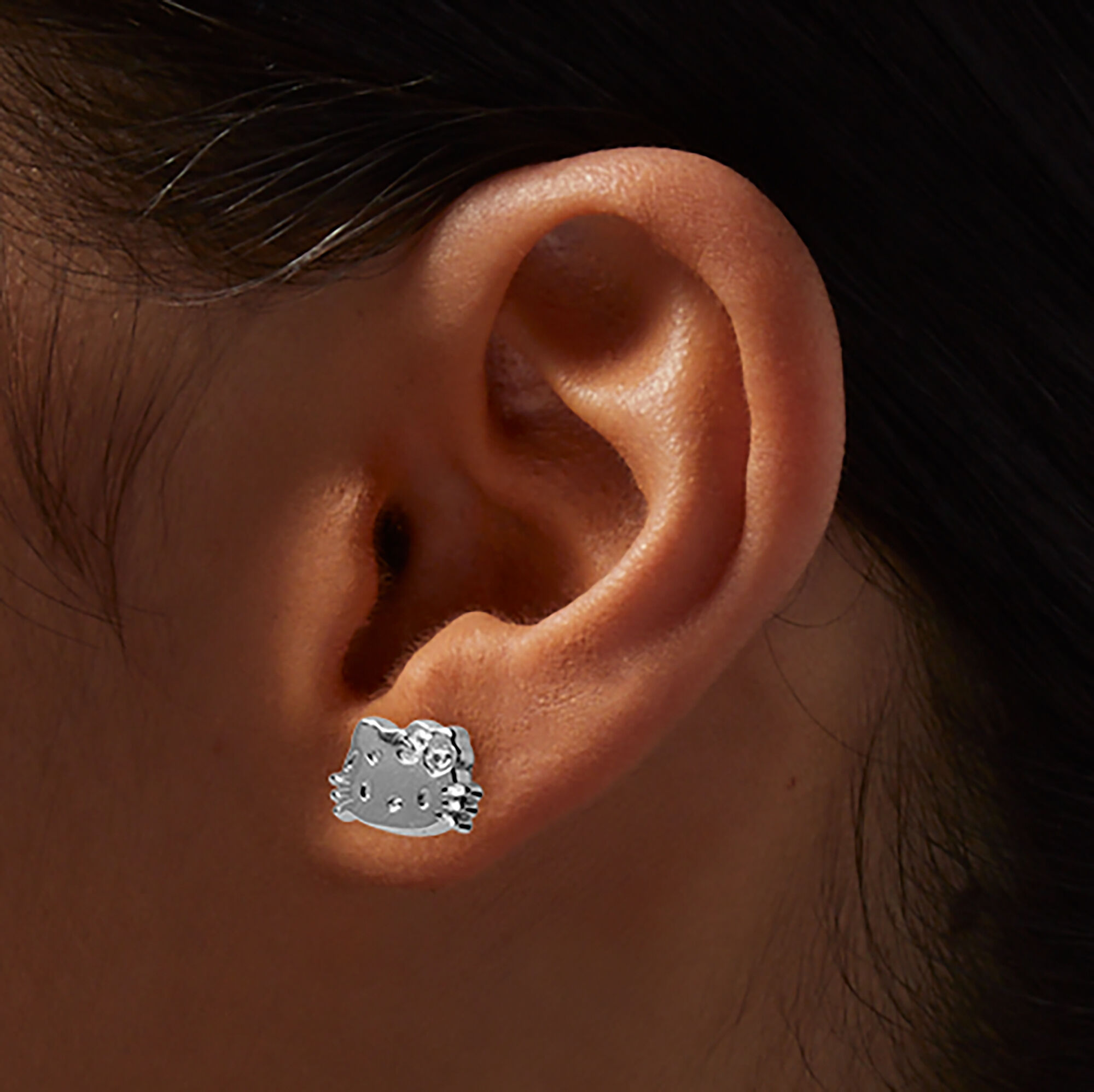 Lot de boucles d'oreilles en exclusivité chez Claire's pour le 50e anniversaire de Hello Kitty® - 6 paires,