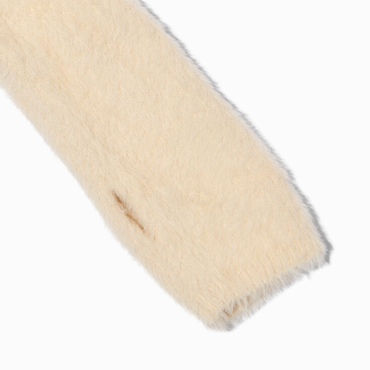 Mitaines en mohair couleur ivoire,