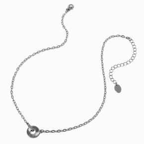 Collier &agrave; pendentif disque rigide couleur argent&eacute;e,
